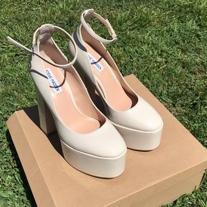 Steve Madden Skyrise Platform Heels